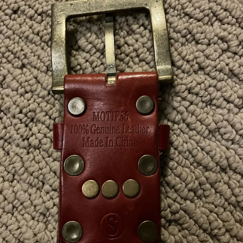 Unique Designer leather belt - Picture 3 of 6